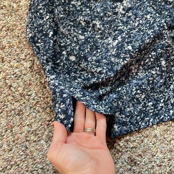 Athleta Farallon Short Size 6 - Picture 4 of 6